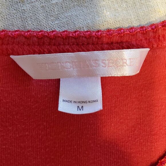 Victoria's Secret Sleep Shirt Size M - Picture 5 of 7